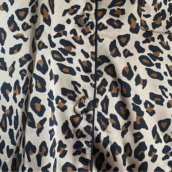 NWT Pink K  (KMART) Leopard long sleeve button down pajama top w pocket - Picture 5 of 7
